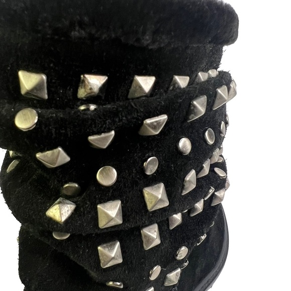 STUART WEITZMAN  BLACK LEATHER BOOTS STUDS SLOUCHY SLIP ON BOOT PULL ON BOOT 5.5 - Picture 11 of 14